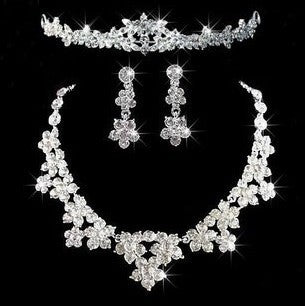 Bridal accessories , bridal three sets necklace, European and American wedding accessories, wedding jewelry set