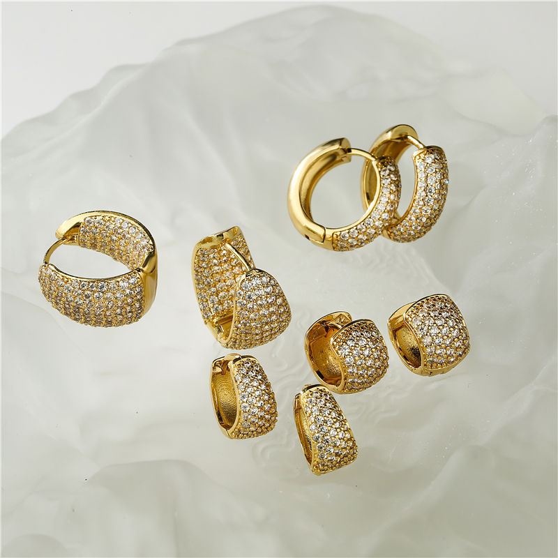 Fashion Luxury Drop Shape Round Earrings